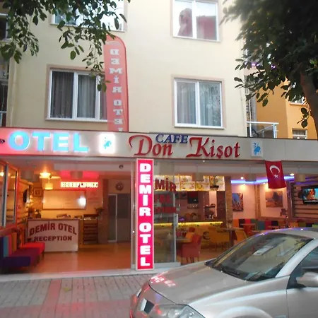מלון Demir